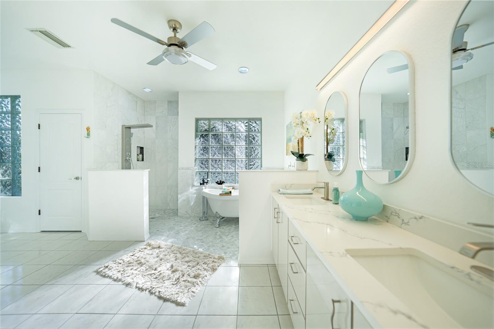 1065 HARBOUR GLEN PL, PUNTA GORDA, FL, 33983