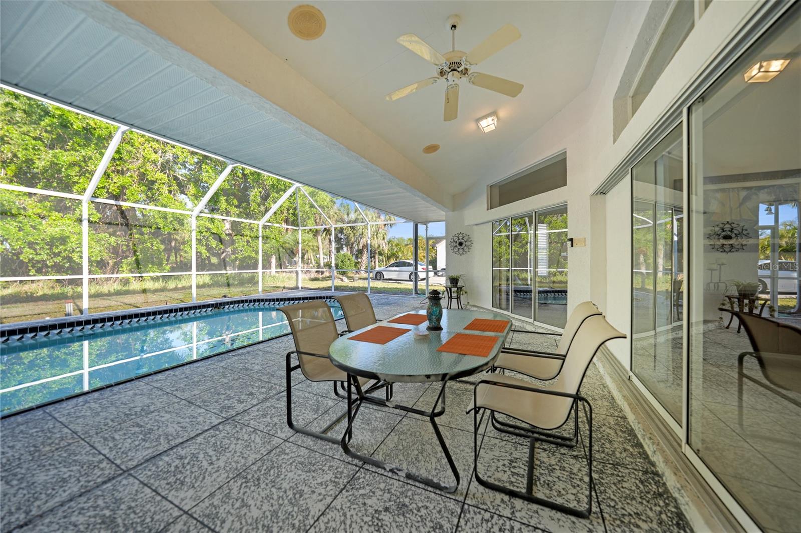 1065 HARBOUR GLEN PL, PUNTA GORDA, FL, 33983