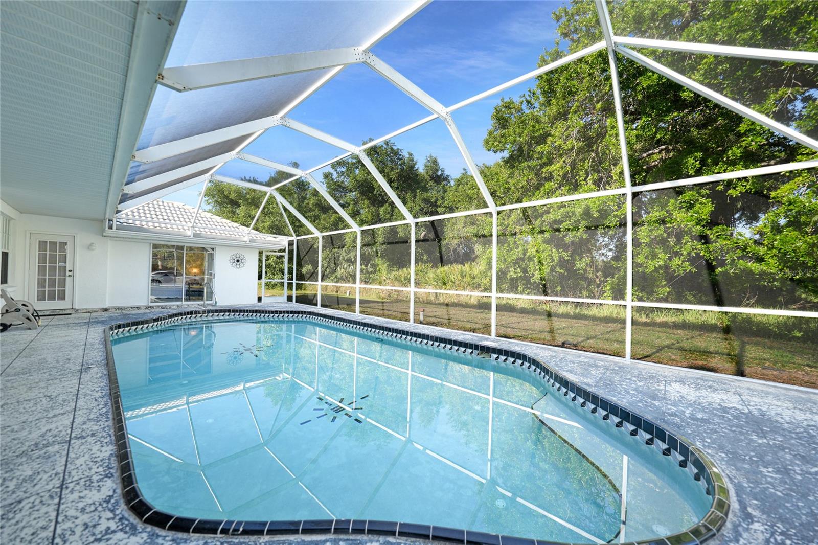 1065 HARBOUR GLEN PL, PUNTA GORDA, FL, 33983