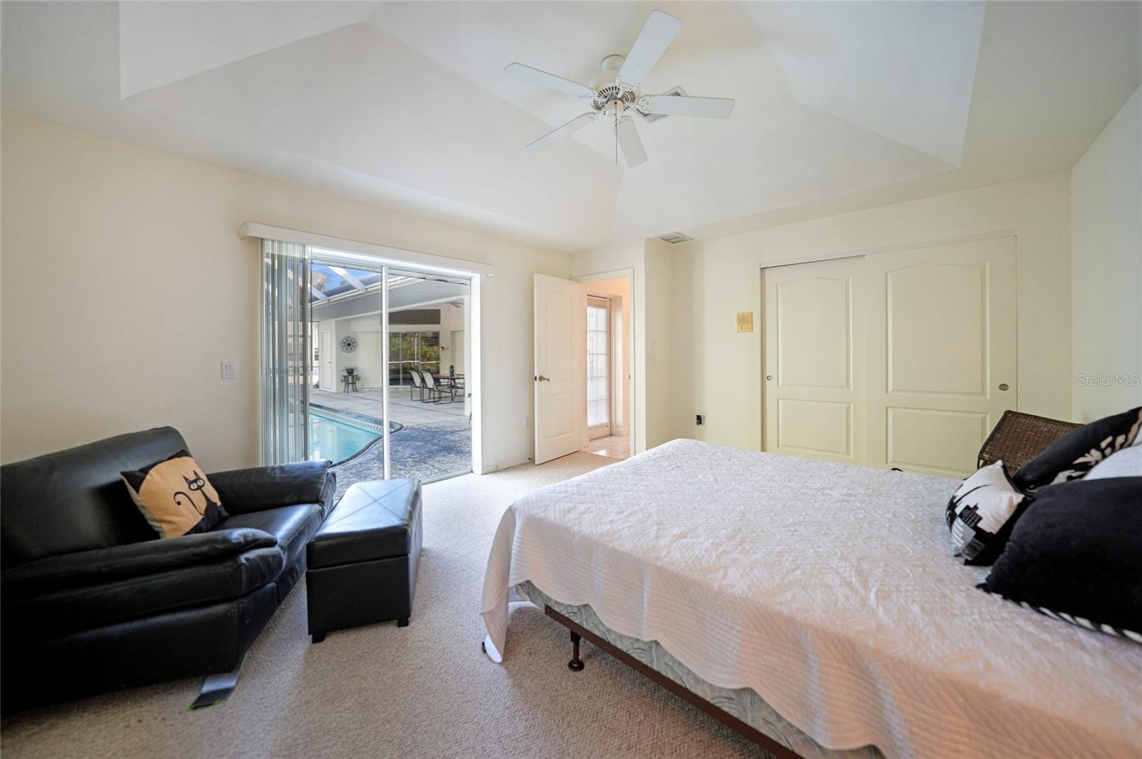 1065 HARBOUR GLEN PL, PUNTA GORDA, FL, 33983