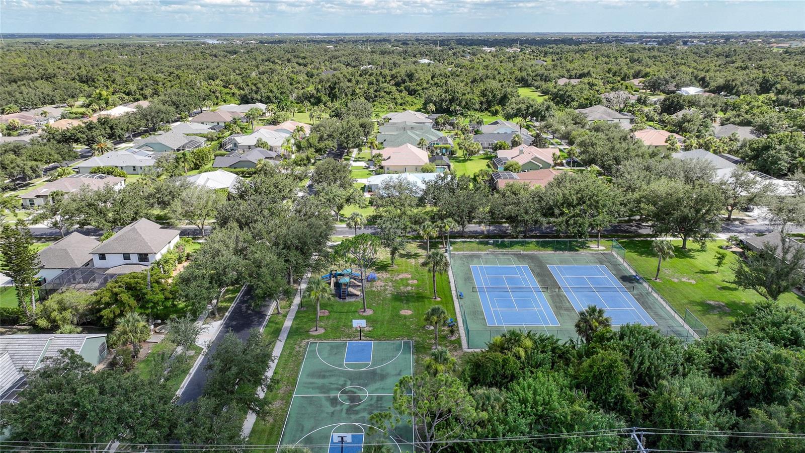 1065 HARBOUR GLEN PL, PUNTA GORDA, FL, 33983