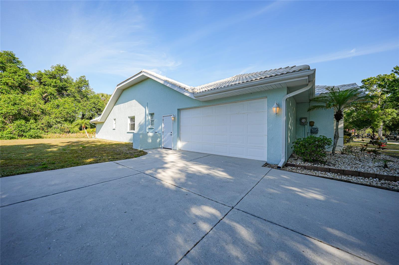 1065 HARBOUR GLEN PL, PUNTA GORDA, FL, 33983