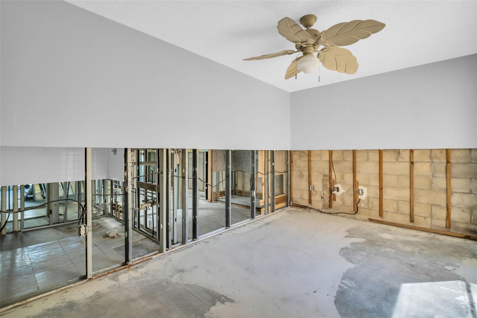 7550 SUNSHINE SKYWAY LN S #P11, ST PETERSBURG, FL, 33711