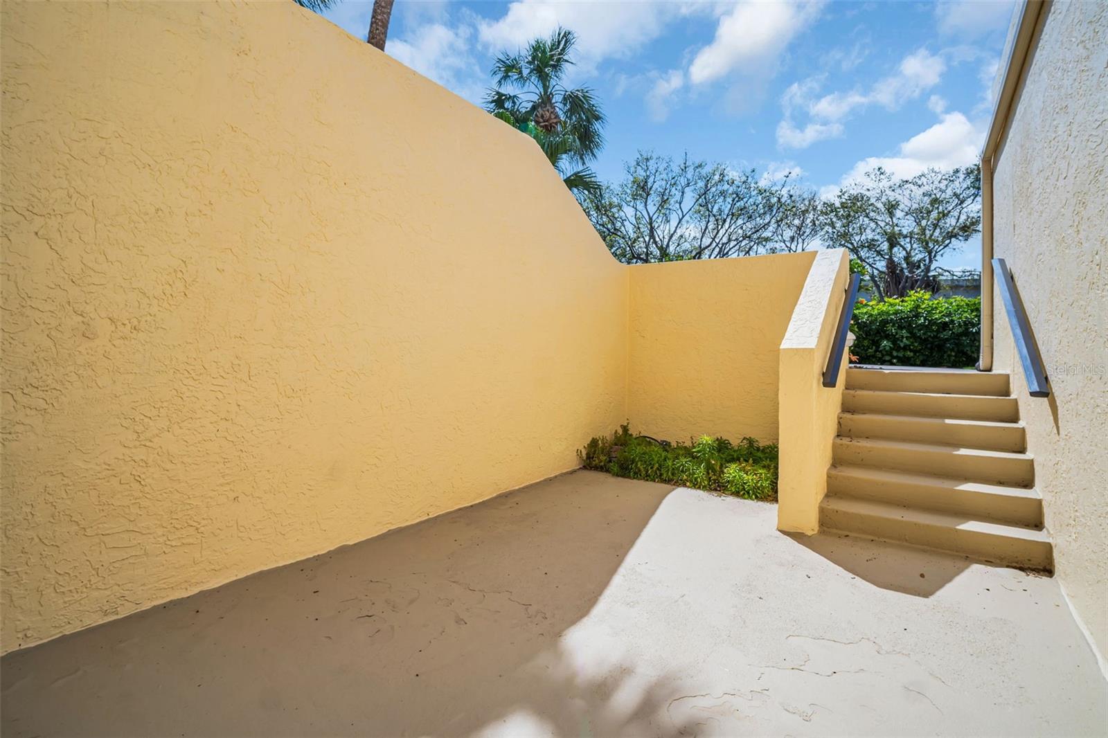 7550 SUNSHINE SKYWAY LN S #P11, ST PETERSBURG, FL, 33711