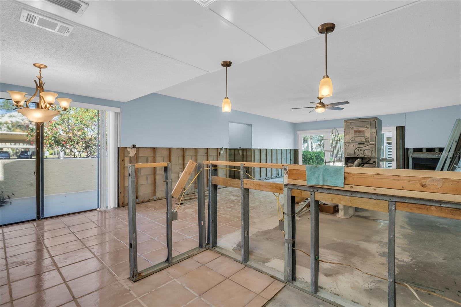 7550 SUNSHINE SKYWAY LN S #P11, ST PETERSBURG, FL, 33711