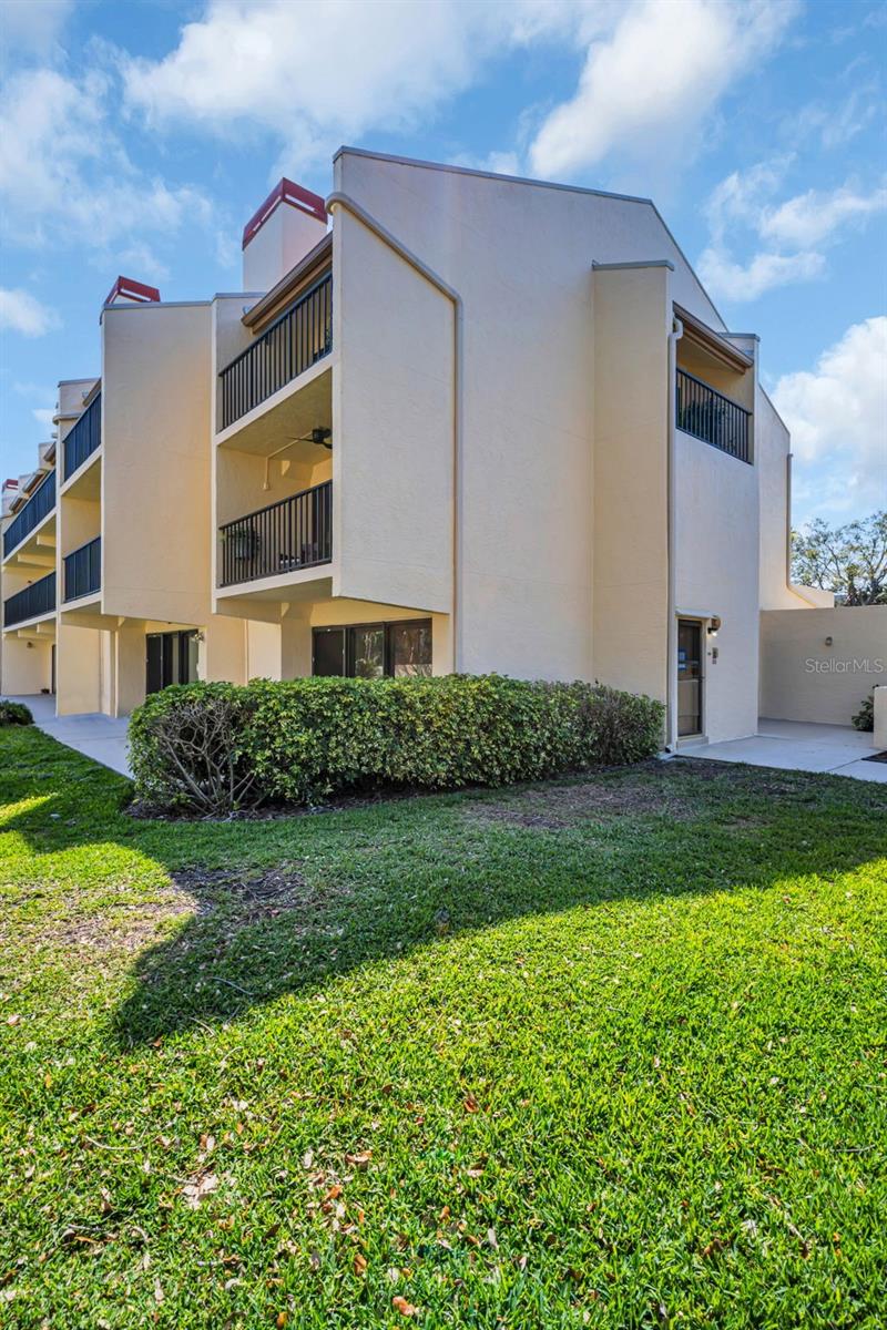 7550 SUNSHINE SKYWAY LN S #P11, ST PETERSBURG, FL, 33711