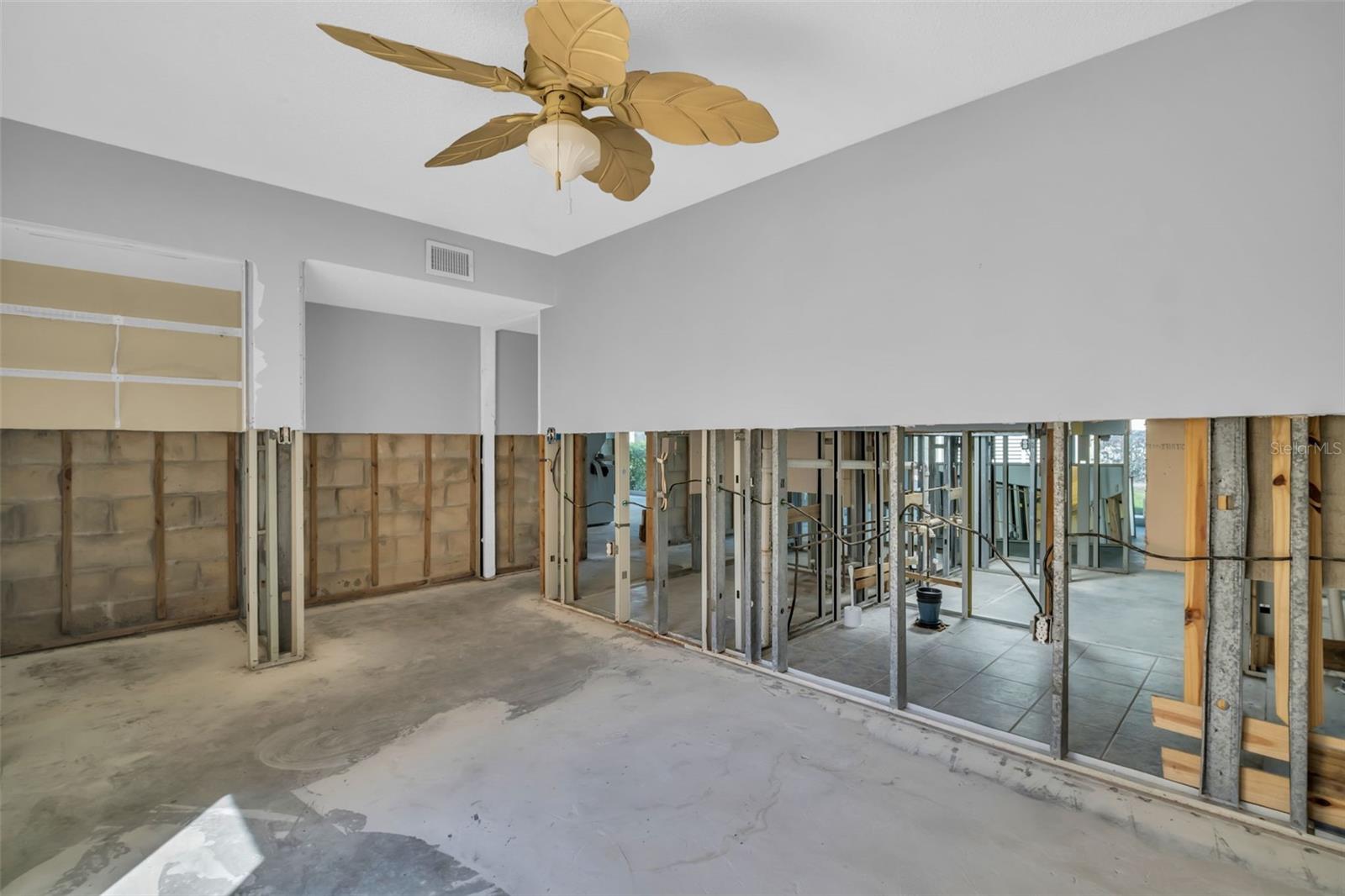 7550 SUNSHINE SKYWAY LN S #P11, ST PETERSBURG, FL, 33711