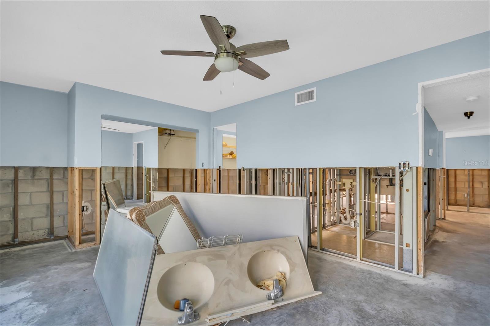 7550 SUNSHINE SKYWAY LN S #P11, ST PETERSBURG, FL, 33711