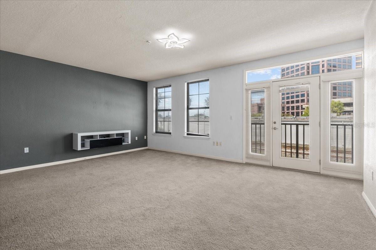 911 N ORANGE AVE #252, ORLANDO, FL, 32801