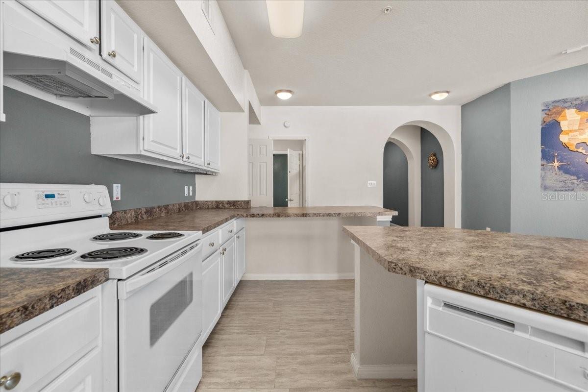 911 N ORANGE AVE #252, ORLANDO, FL, 32801