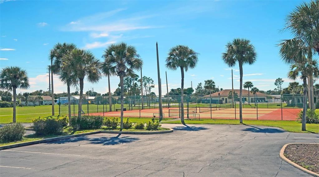 13495 NEWPORT AVE, PORT CHARLOTTE, FL, 33981