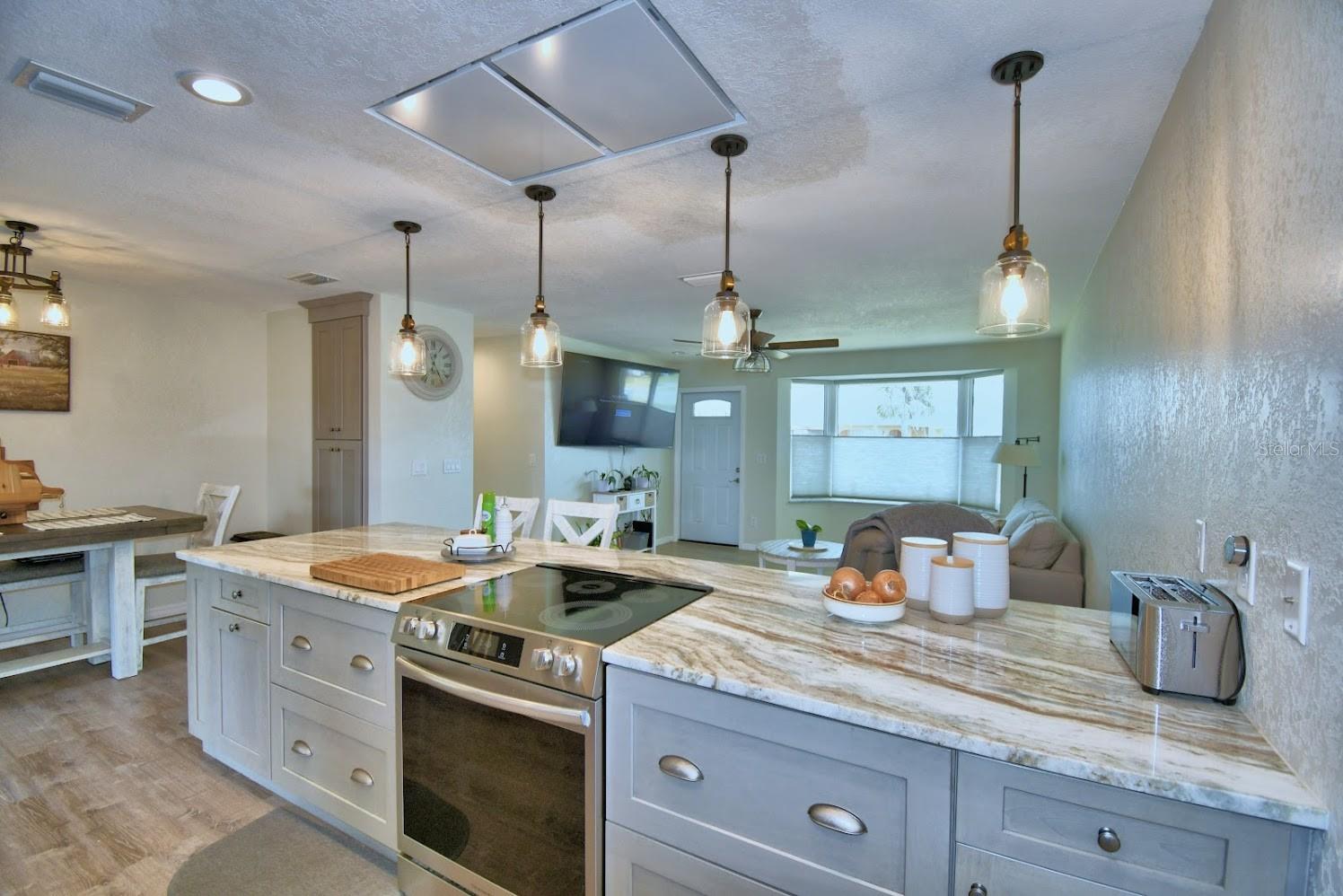 13495 NEWPORT AVE, PORT CHARLOTTE, FL, 33981