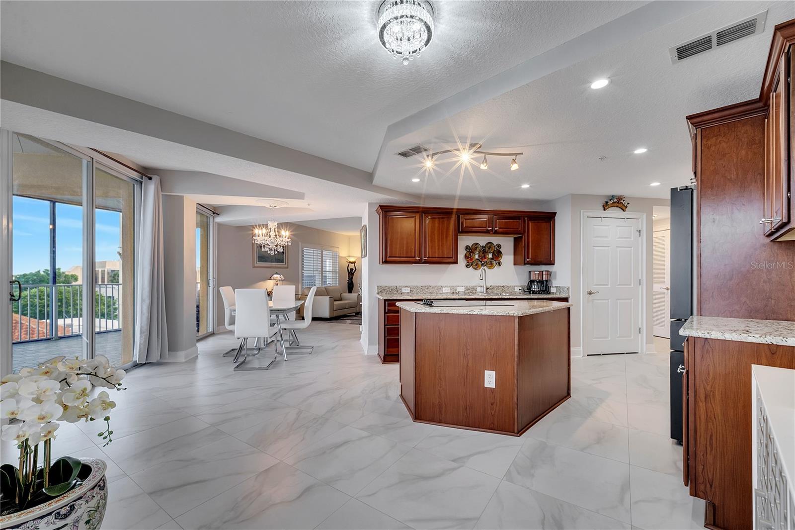 225 W SEMINOLE BLVD #409, SANFORD, FL, 32771