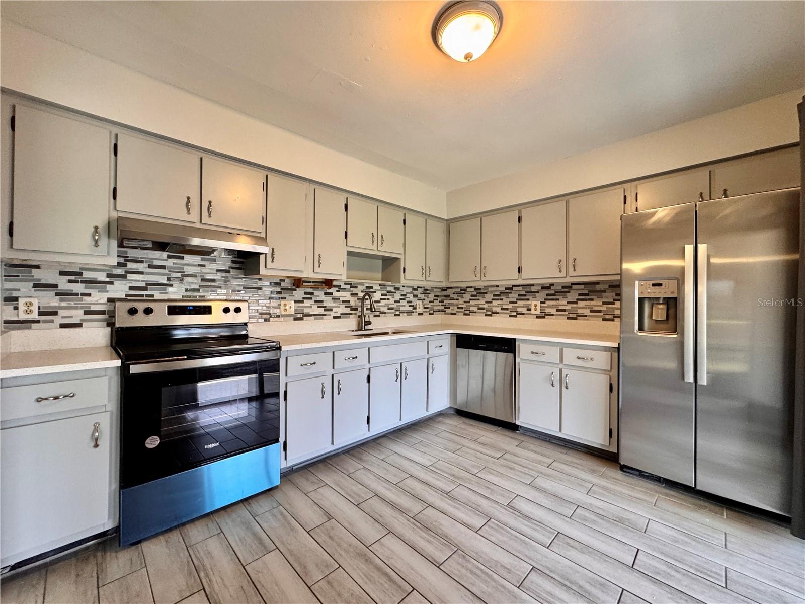1232 ROMA CT, ORLANDO, FL, 32825