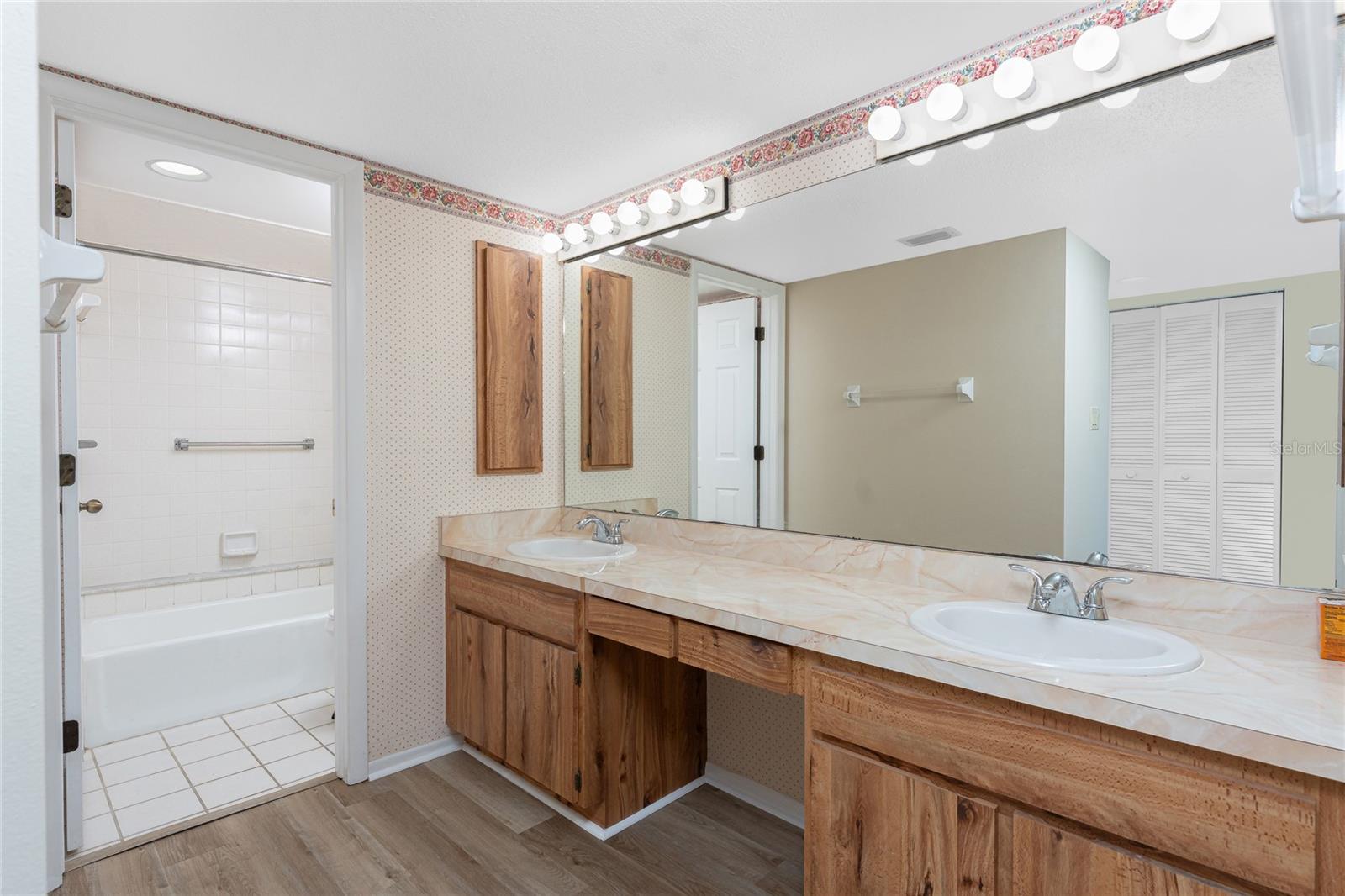 801 ISLAMORADA BLVD #21A, PUNTA GORDA, FL, 33955