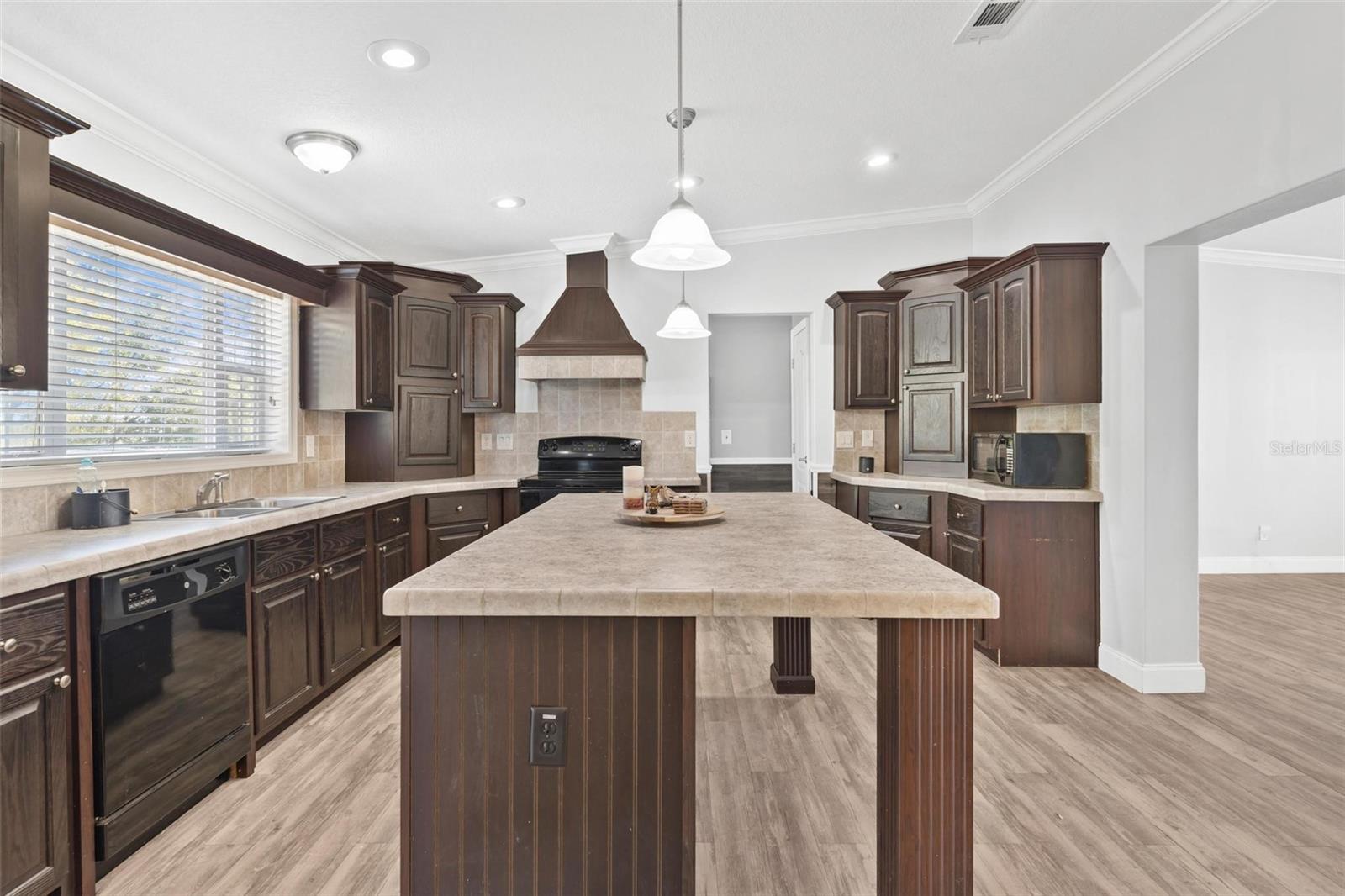 37540 QUAIL RIDGE CIR, LEESBURG, FL, 34788