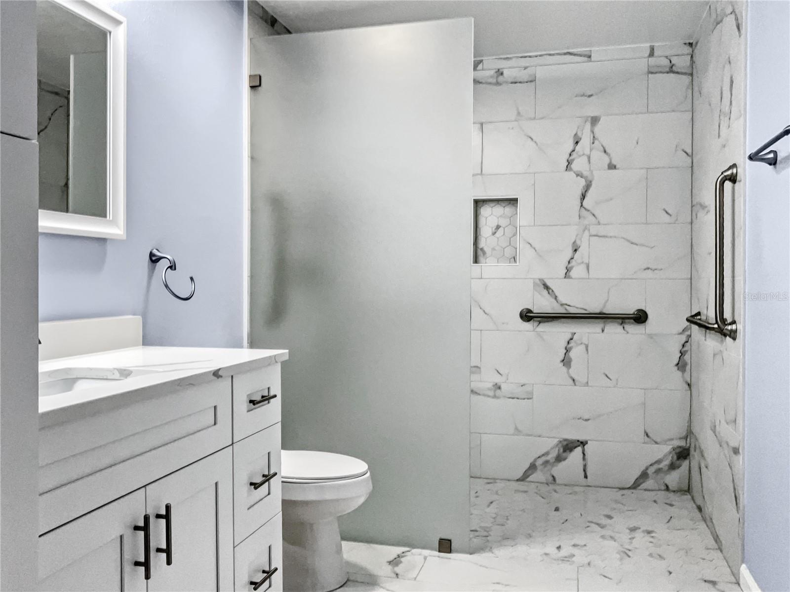 2106 MEADOWLARK LN, SUN CITY CENTER, FL, 33573