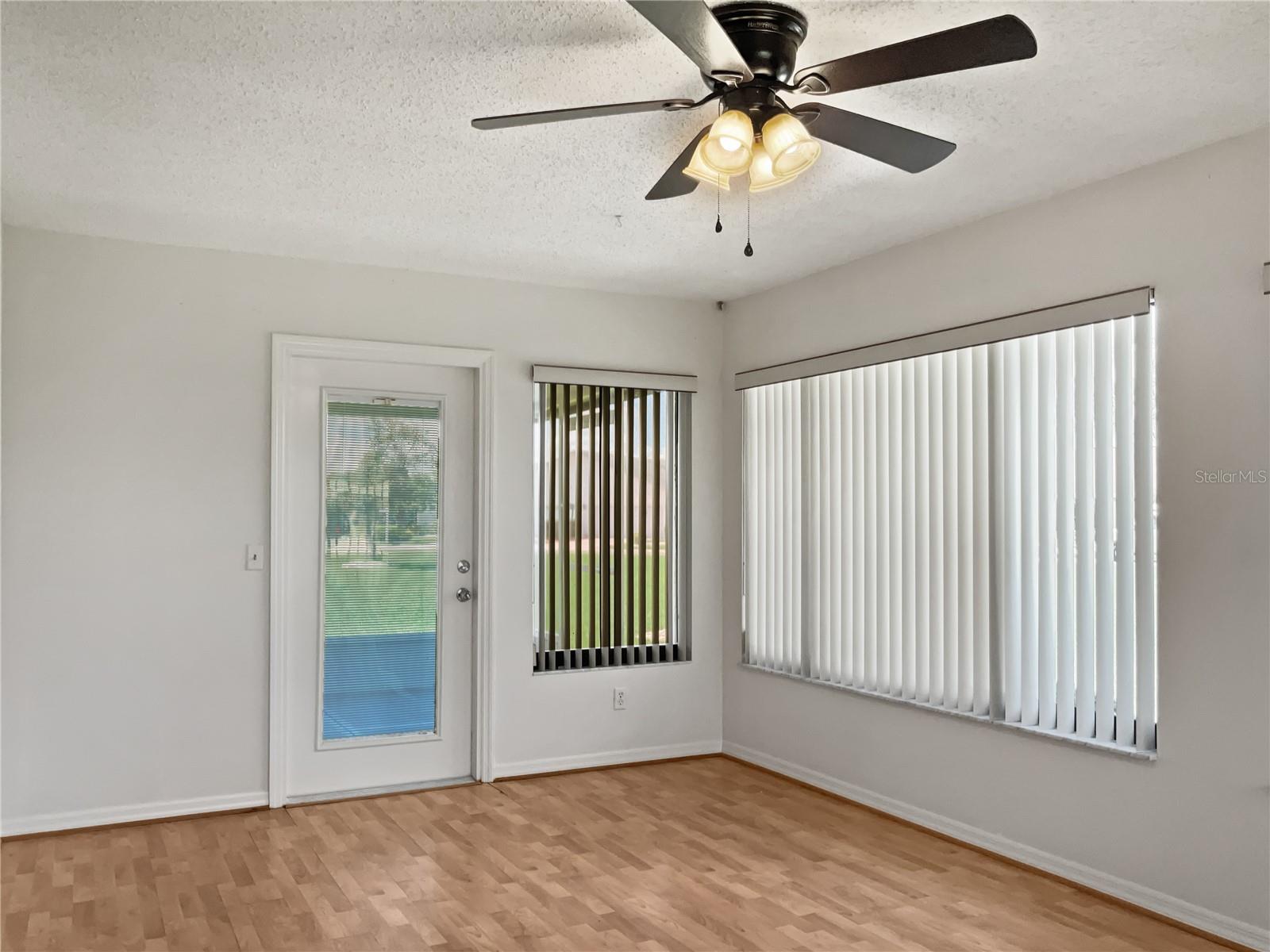 2106 MEADOWLARK LN, SUN CITY CENTER, FL, 33573