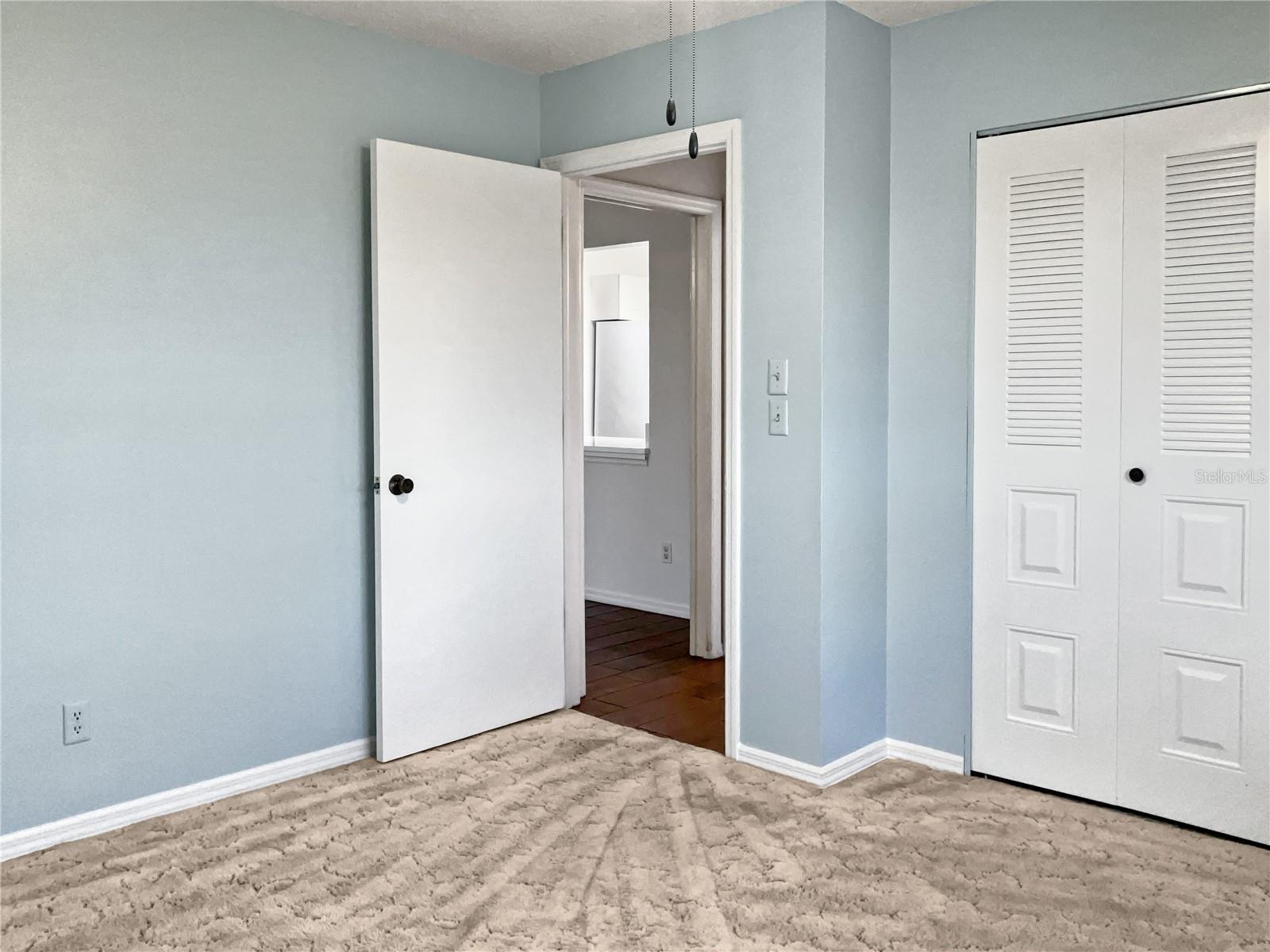 2106 MEADOWLARK LN, SUN CITY CENTER, FL, 33573