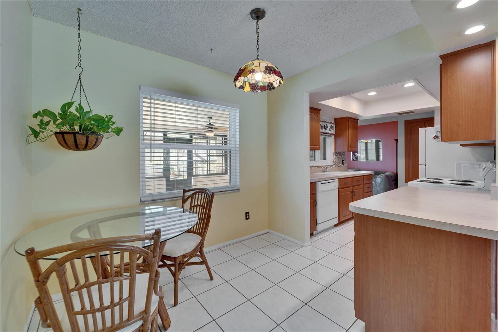 2624 TULIP TREE CIR, SEFFNER, FL, 33584