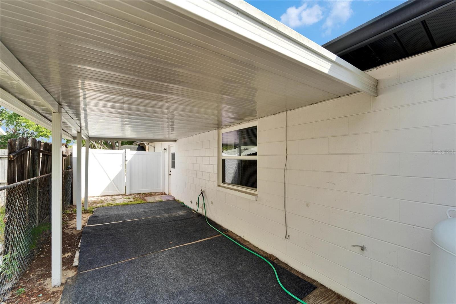 2624 TULIP TREE CIR, SEFFNER, FL, 33584
