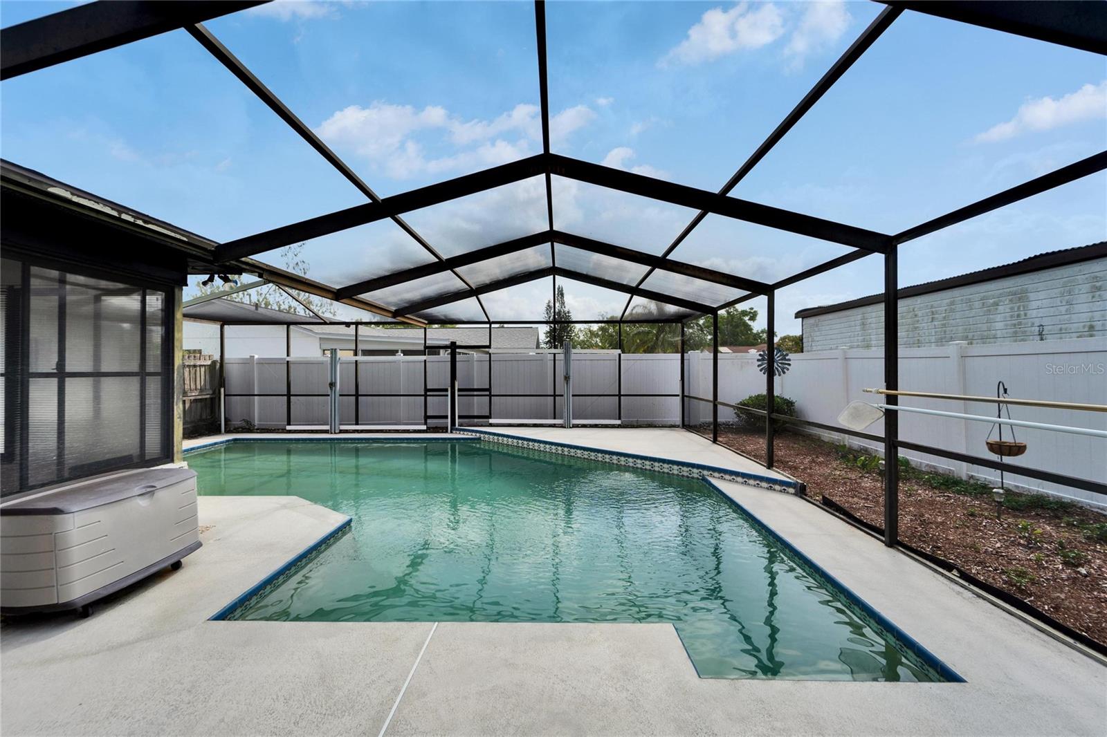 2624 TULIP TREE CIR, SEFFNER, FL, 33584