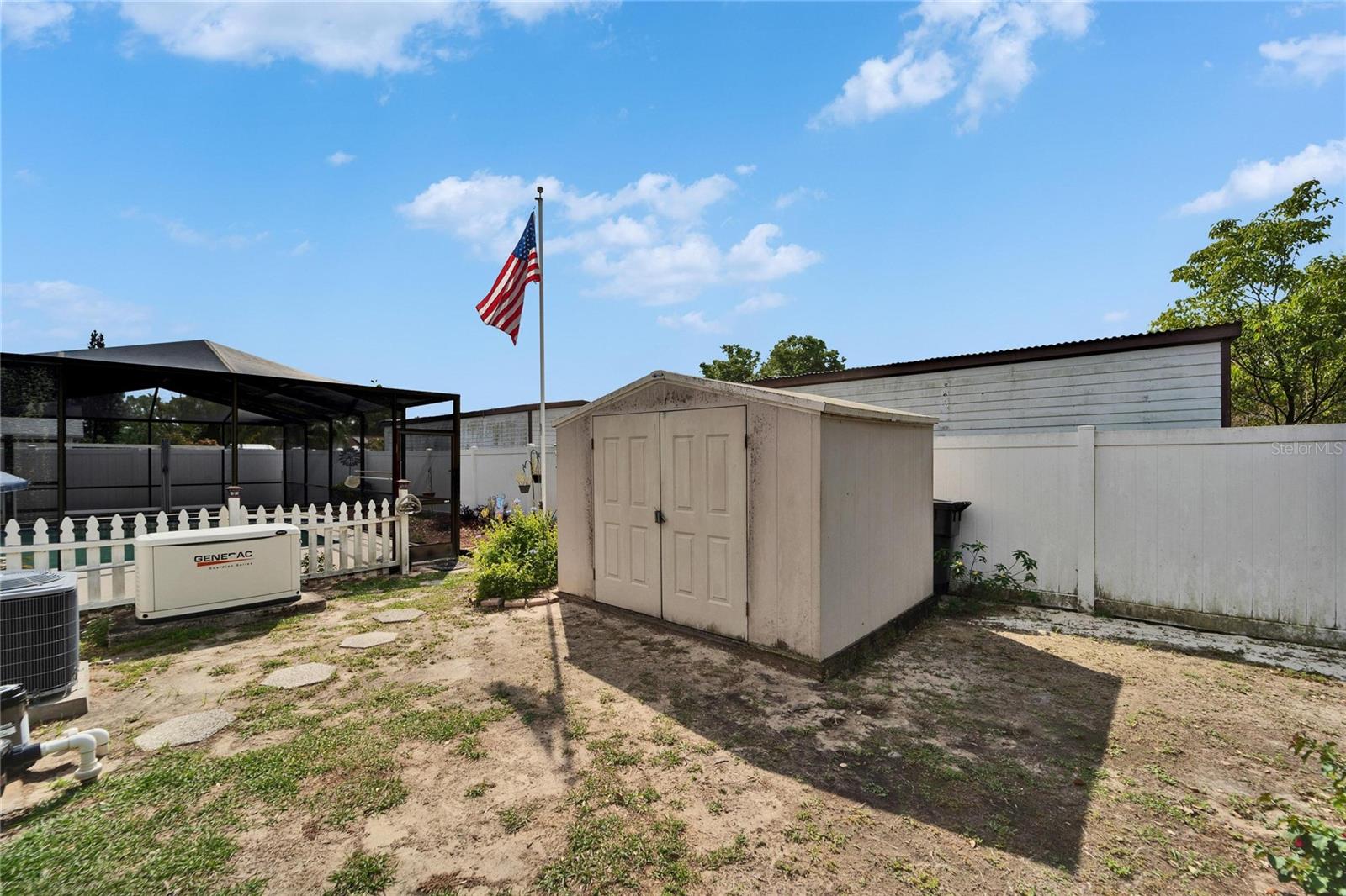 2624 TULIP TREE CIR, SEFFNER, FL, 33584