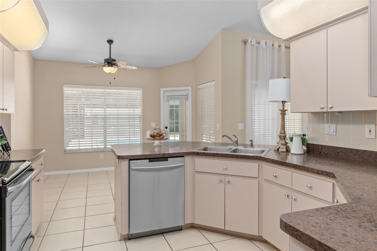 4119 S WINDING OAKS DR, HOMOSASSA, FL, 34446