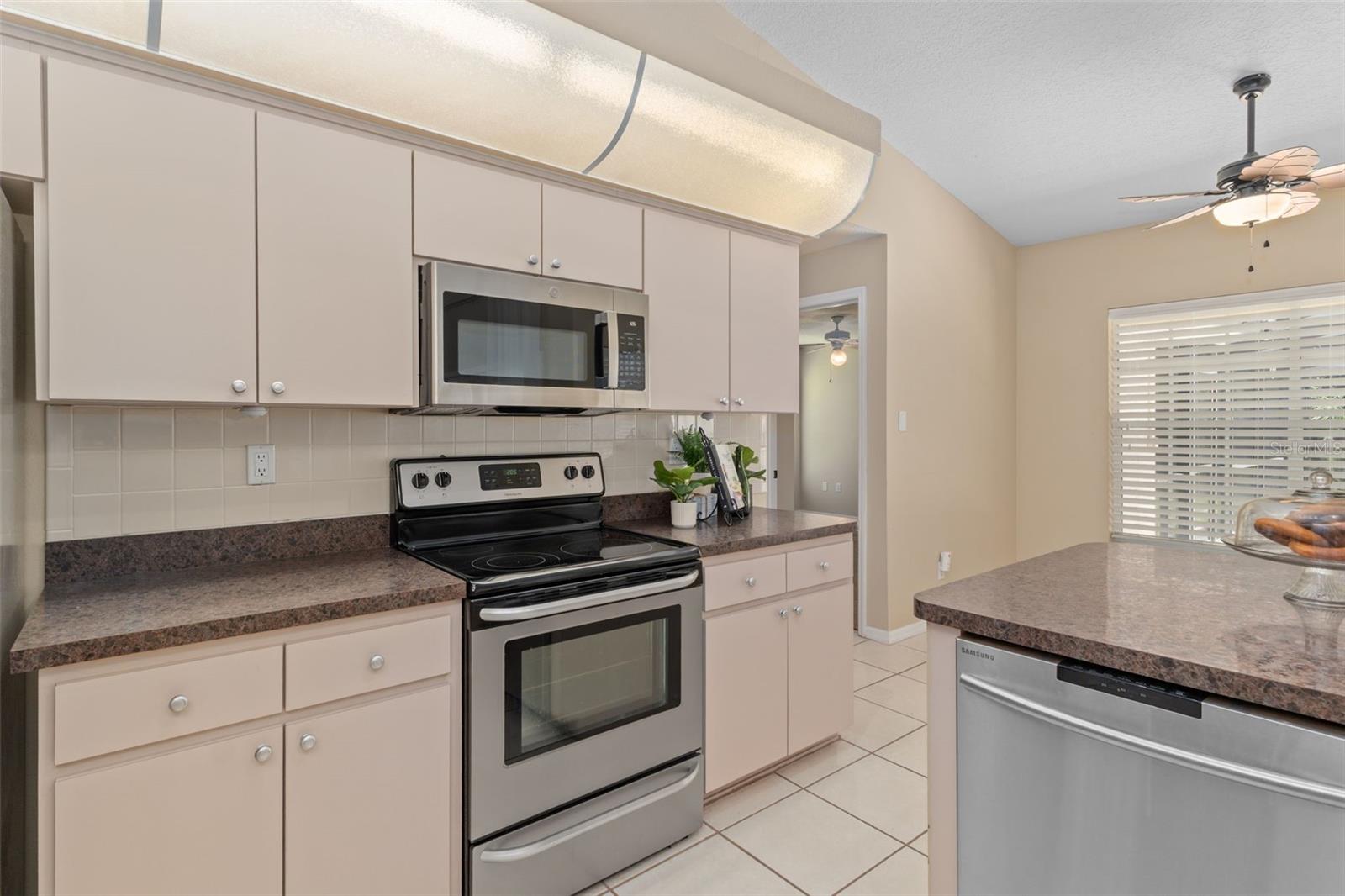 4119 S WINDING OAKS DR, HOMOSASSA, FL, 34446