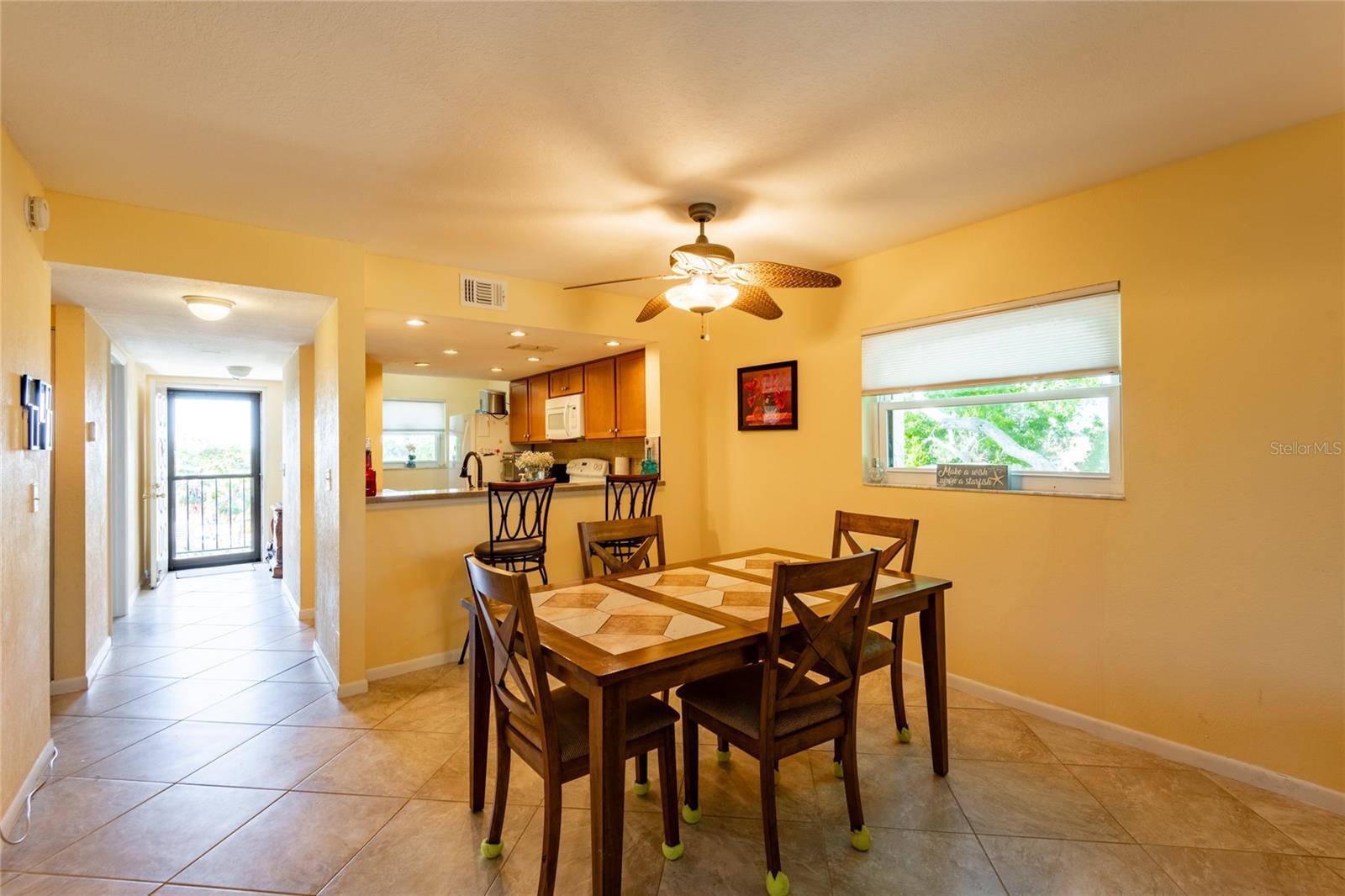 11485 OAKHURST RD #B401, LARGO, FL, 33774