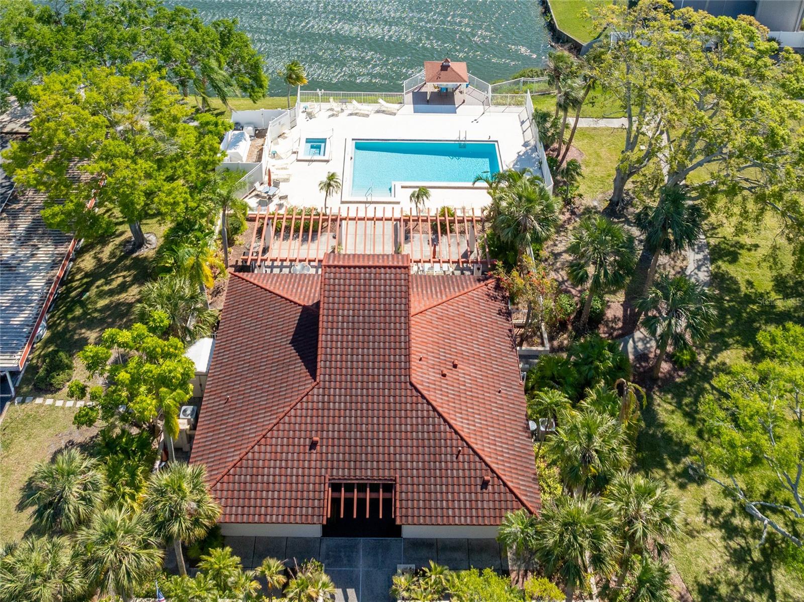 11485 OAKHURST RD #B401, LARGO, FL, 33774