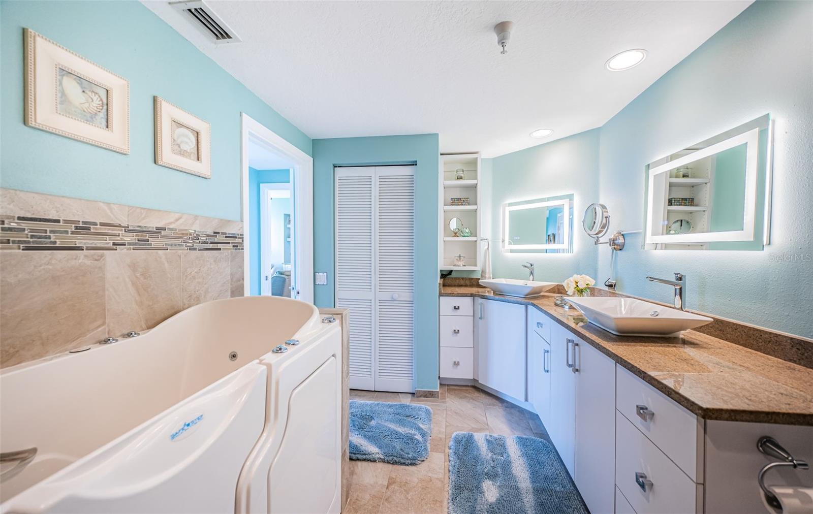 4801 OSPREY DR S #508, ST PETERSBURG, FL, 33711