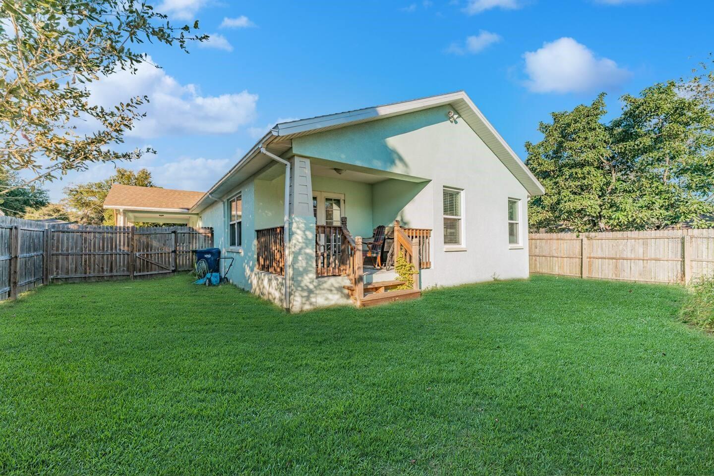 1313 E CAYUGA ST, TAMPA, FL, 33603