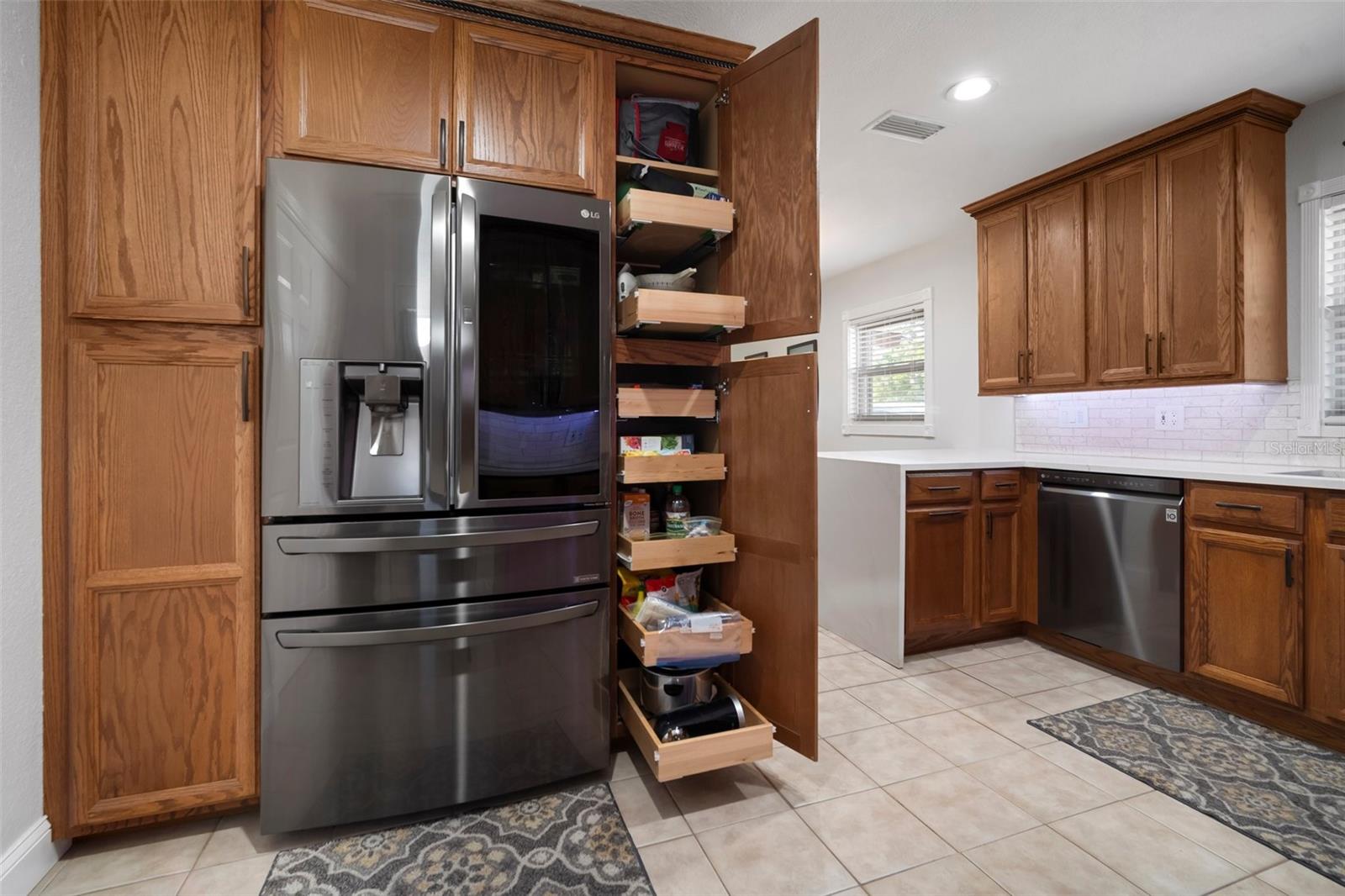 6351 S LANSDALE CIR, TAMPA, FL, 33616