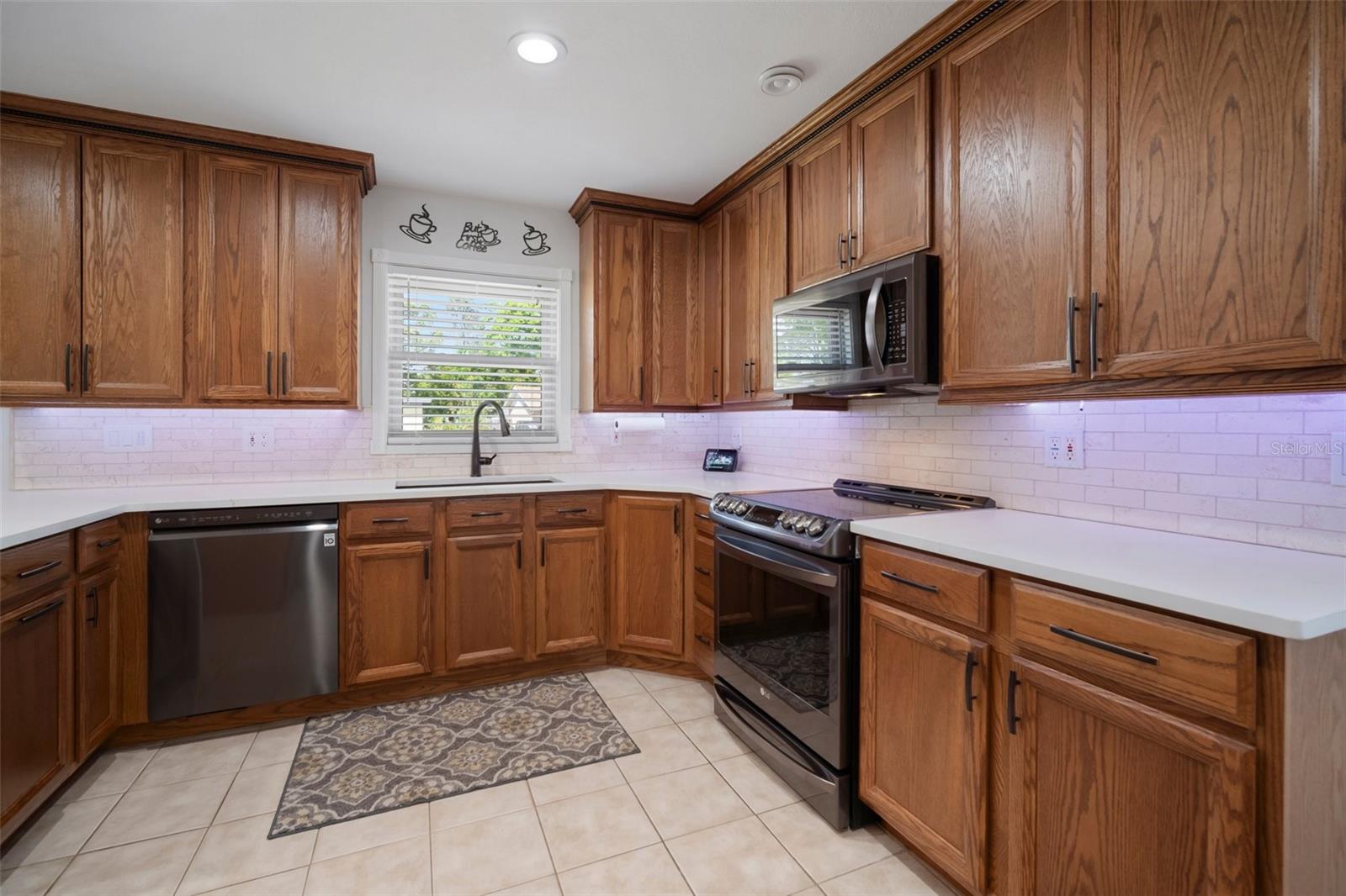 6351 S LANSDALE CIR, TAMPA, FL, 33616