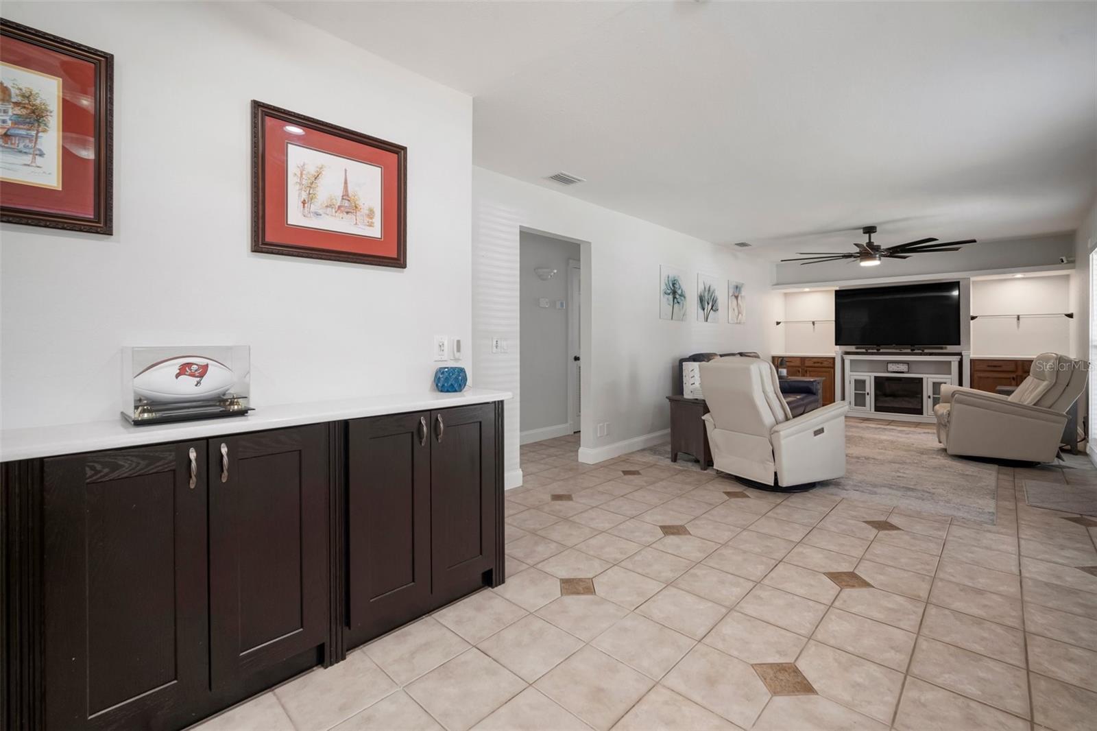 6351 S LANSDALE CIR, TAMPA, FL, 33616