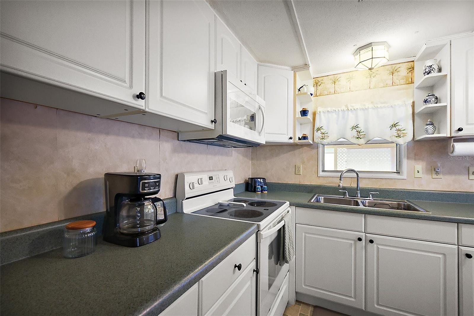 668 LORI DR, LEESBURG, FL, 34788