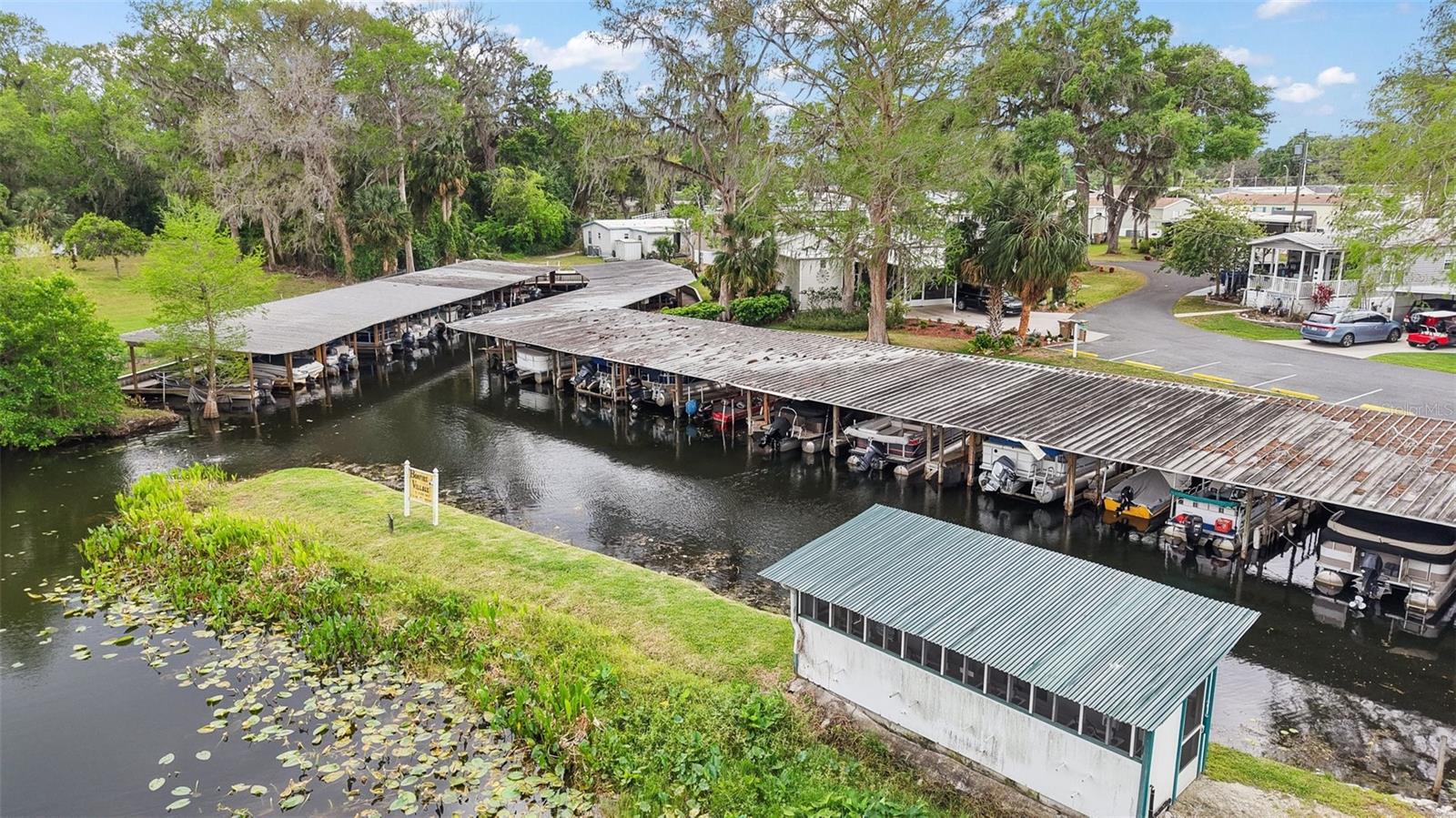 668 LORI DR, LEESBURG, FL, 34788