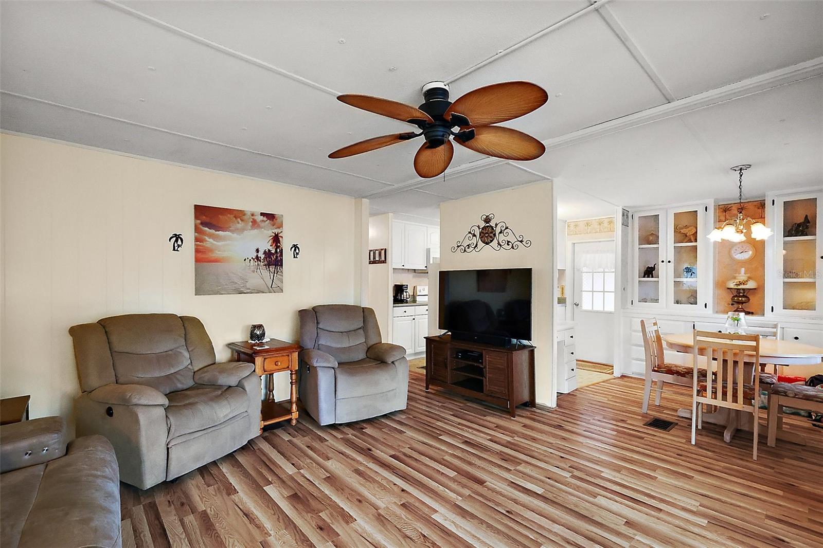 668 LORI DR, LEESBURG, FL, 34788