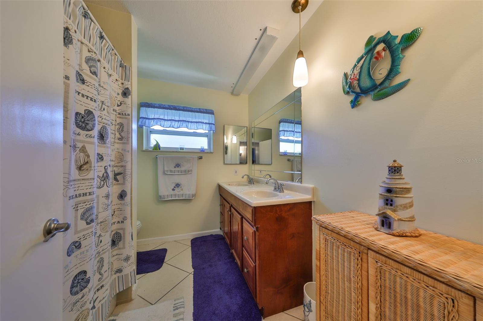 607 FOX HILLS DR, SUN CITY CENTER, FL, 33573