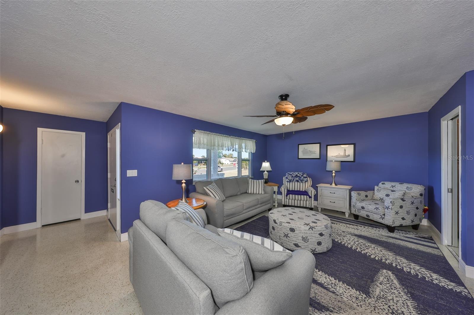 607 FOX HILLS DR, SUN CITY CENTER, FL, 33573