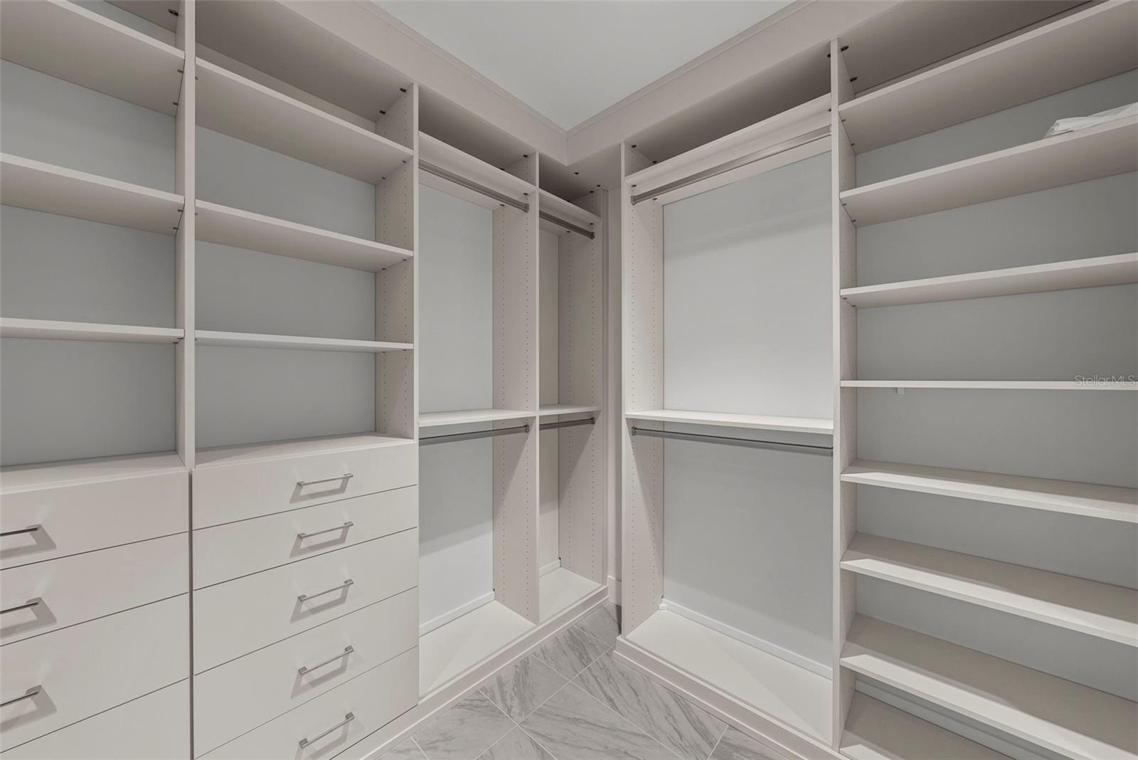 777 3RD AVE N #1502, ST PETERSBURG, FL, 33701