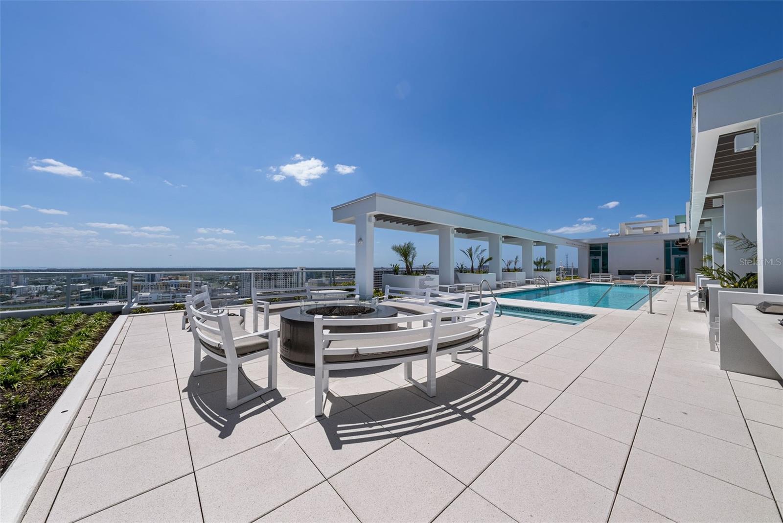 777 3RD AVE N #1502, ST PETERSBURG, FL, 33701