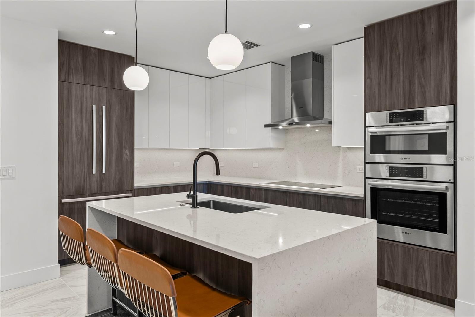 777 3RD AVE N #1502, ST PETERSBURG, FL, 33701