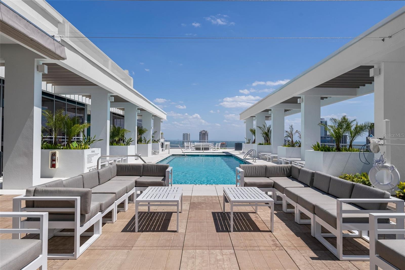 777 3RD AVE N #1502, ST PETERSBURG, FL, 33701