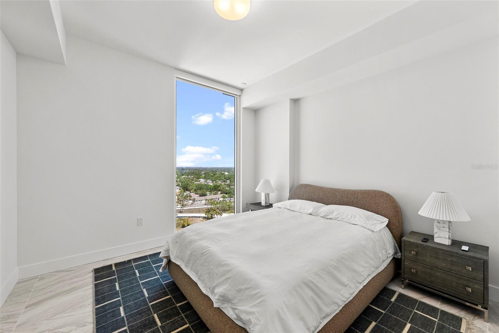 777 3RD AVE N #1502, ST PETERSBURG, FL, 33701