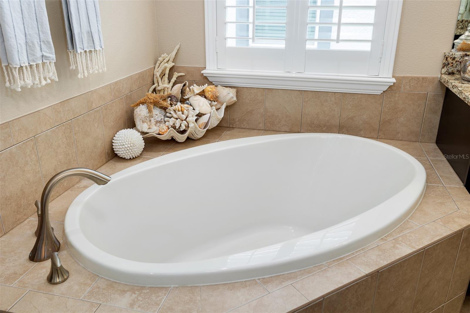 5405 SANDERLING RIDGE DR, LITHIA, FL, 33547