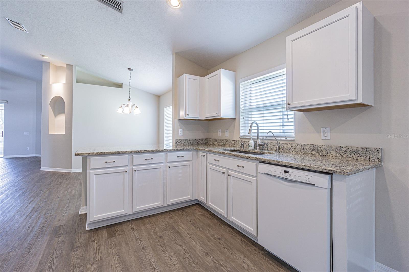 3138 CLOVER BLOSSOM CIR, LAND O LAKES, FL, 34638