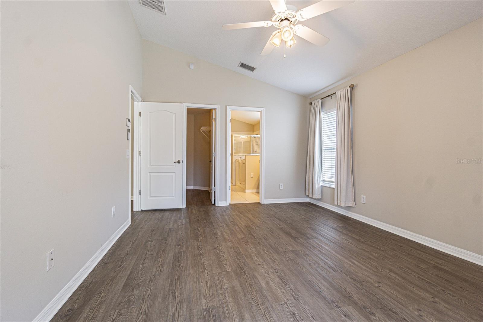 3138 CLOVER BLOSSOM CIR, LAND O LAKES, FL, 34638