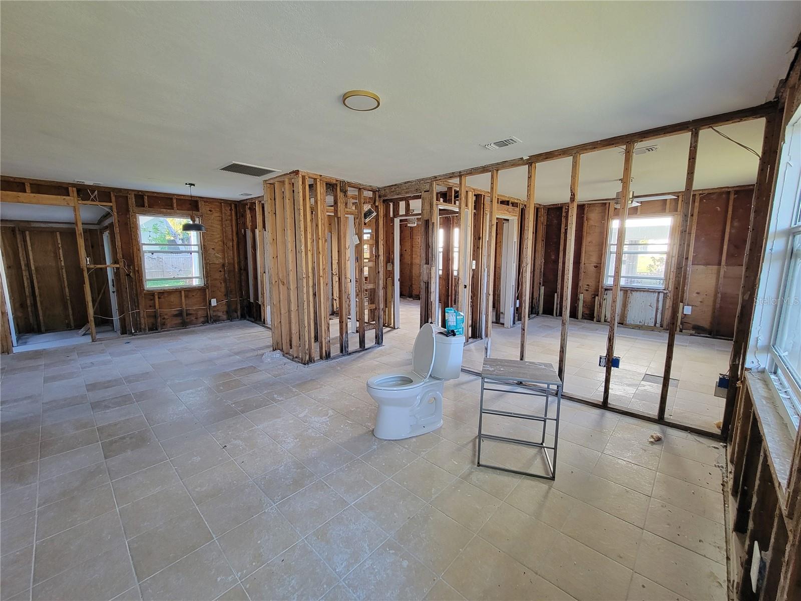 1883 MICHIGAN AVE NE, ST PETERSBURG, FL, 33703